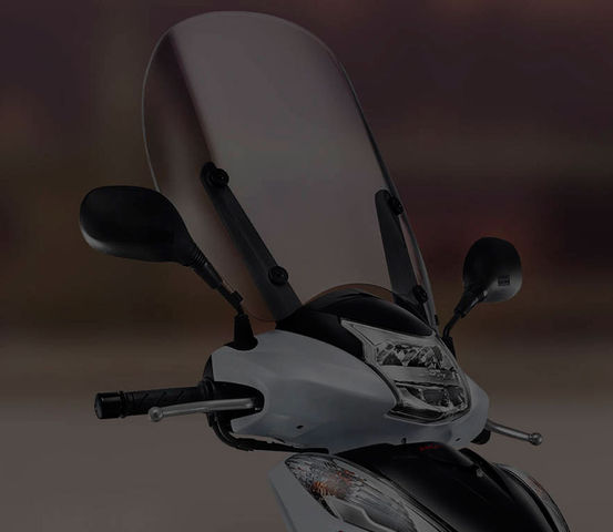 SH 300i - Para-Brisa