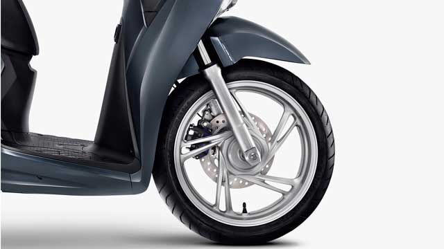 SH 150i - Rodas