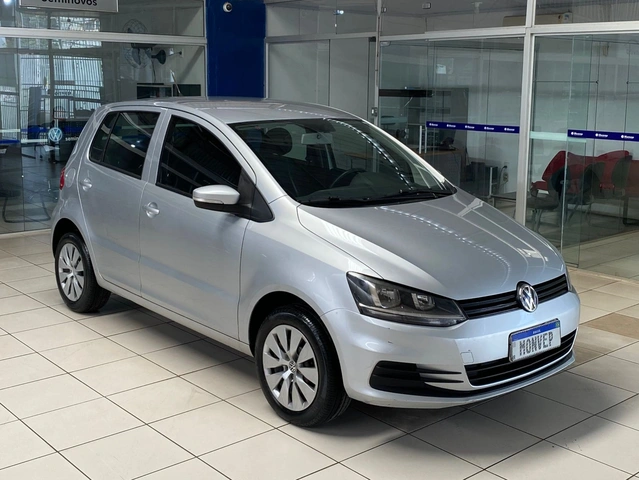 Volkswagen Fox 1.6 8V (Flex) 2016}