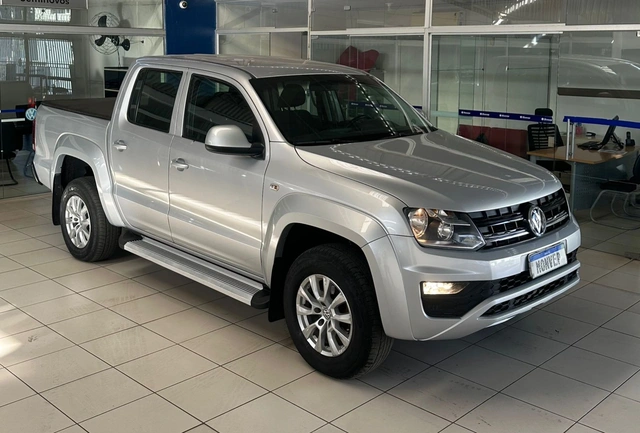 Volkswagen Amarok Cabine Dupla Trendiline 2.0 TDI 2018}