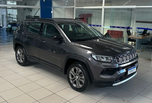 Jeep Compass 1.3 Longitude Turbo 2024}