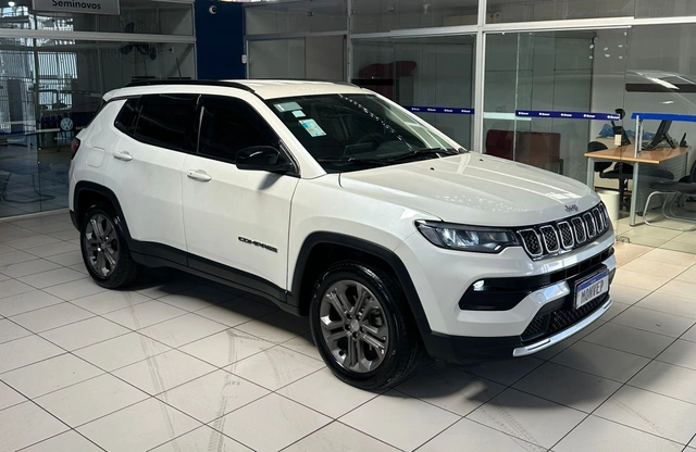 Jeep Compass 1.3 Longitude Turbo 2024}