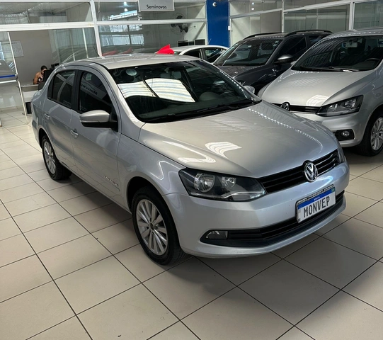 Volkswagen Voyage Comfortline 1.0 2015}