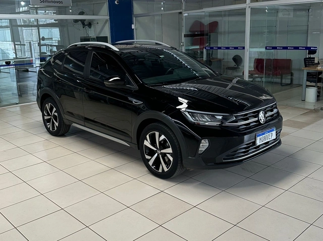 Volkswagen Novo Nivus Highline 200 TSI 2022}