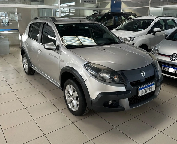 Renault Sandero 1.6 Stepway 16V 2014}