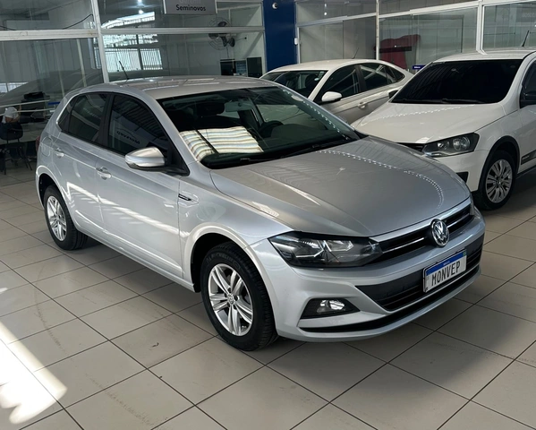 Volkswagen Polo Comfortline 1.0 200 TSI 2018}