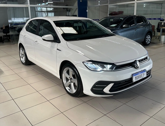 Volkswagen Polo Comfortline 1.0 200 TSI 2025}