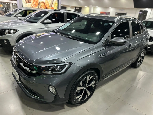 Volkswagen Novo Nivus Highline 200 TSI 2023}