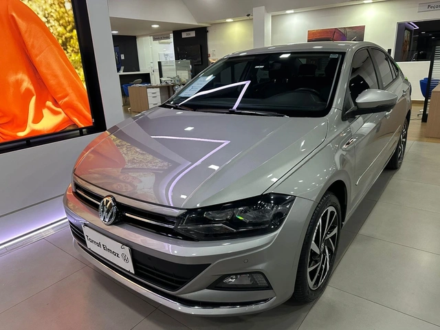 Volkswagen Novo Virtus Highline 1.0 200 TSI 2022}