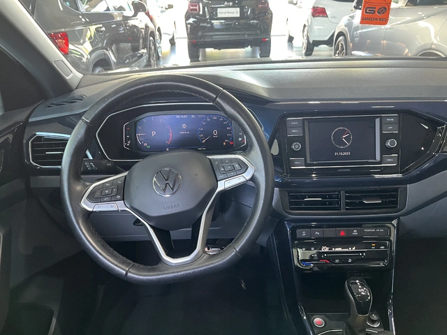 Volkswagen T-Cross Comfortline 200 TSI 2023}