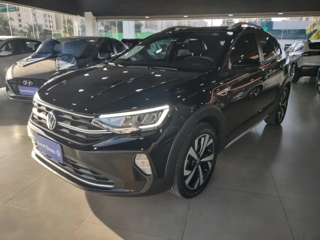 Volkswagen Novo Nivus Highline 200 TSI 2023}