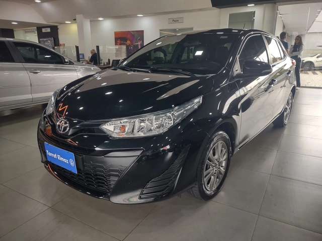 Toyota Yaris XL 1.5 AT 2022}