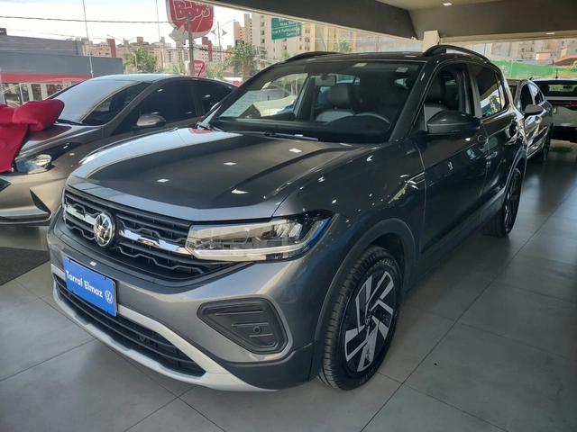 Volkswagen T-Cross Comfortline 200 TSI 2025}