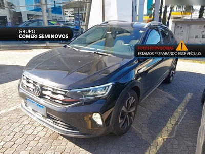 Volkswagen Nivus Highline 200 TSI 2022}