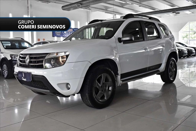 Renault Duster Dynamique 2.0 16v 4x2 (Flex) (Auto) 2015}