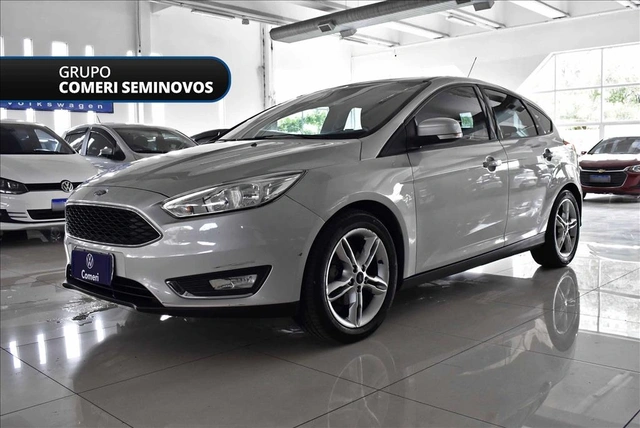 Ford Focus Hatch SE 1.6 (Flex) 2017}