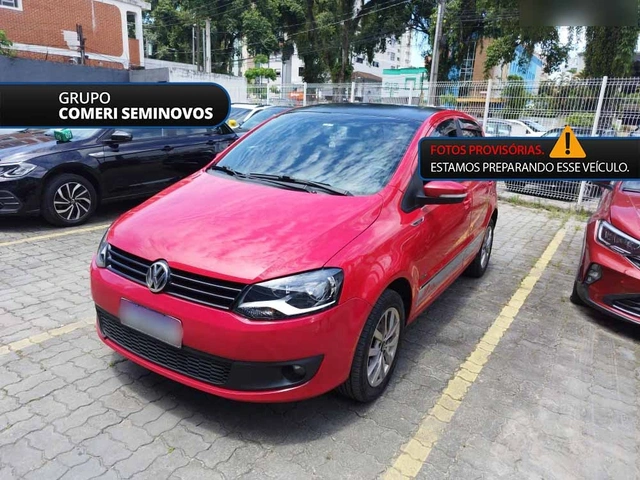 Volkswagen Fox 1.6 MI 8V FLEX 4P MANUAL 2013}