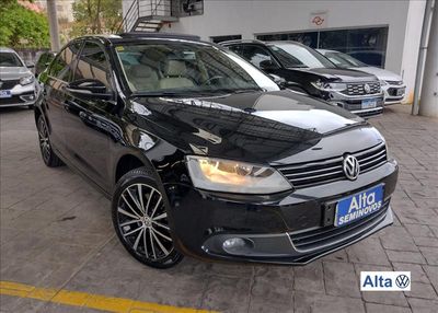 VOLKSWAGEN JETTA HIGHLINE 2.0 TSI (AUT)