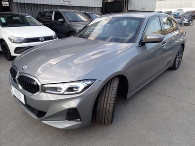 BMW 320i  2.0 SPORT 16V TURBO GASOLINA 4P AUTOMÁTICO 2023}