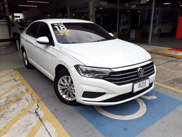 Volkswagen Jetta 1.4 250 TSI 2018}