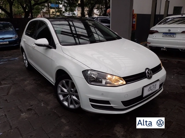 Volkswagen Golf Highline DSG 1.4L TSI Aut. 2015}