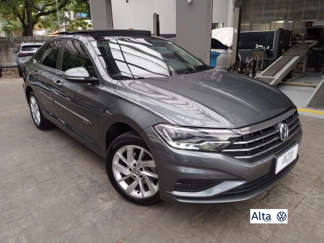 Volkswagen Jetta Comfortline 250 TSI 2020}