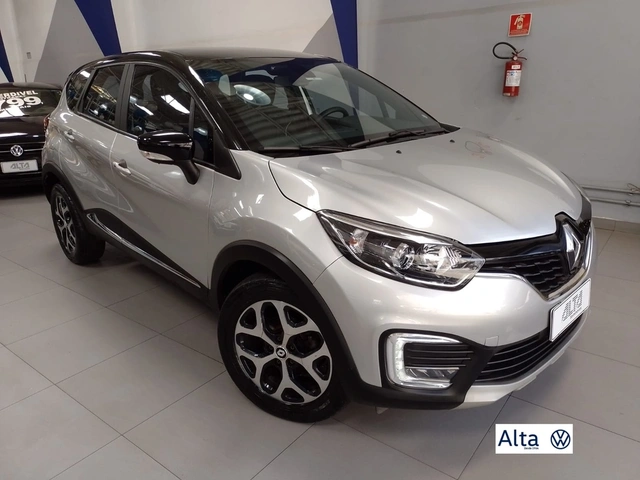 Renault Captur Intense 2.0 (Automático) 2021}