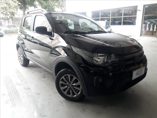 Fiat Mobi TREKKING 1.0 2022}