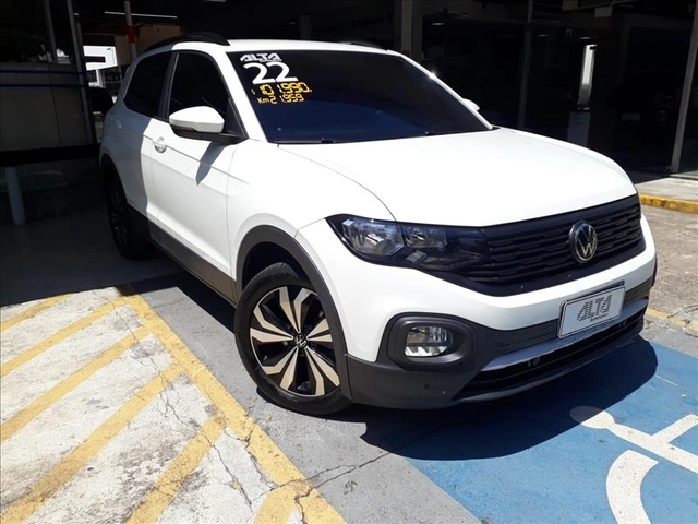 Volkswagen T-Cross  250 TSI  2022}