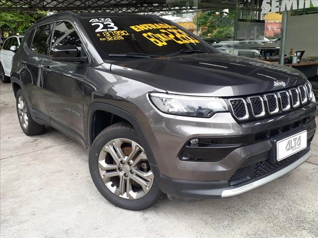 Jeep Compass 1.3 Longitude Turbo 2023}