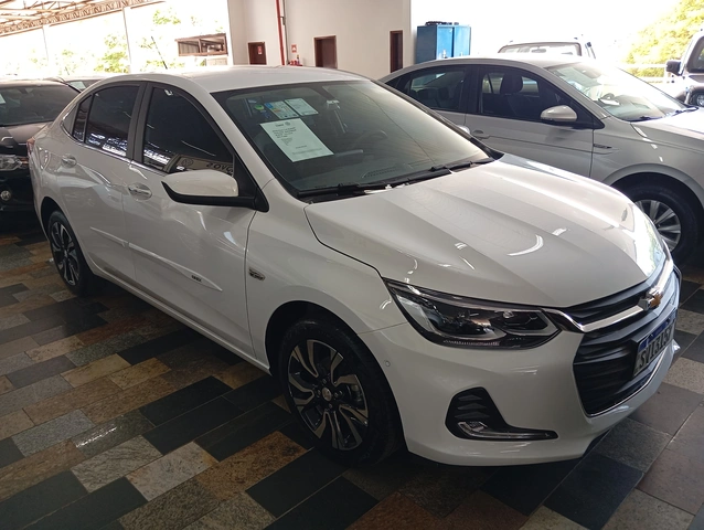 Chevrolet Onix Plus LT 2024}