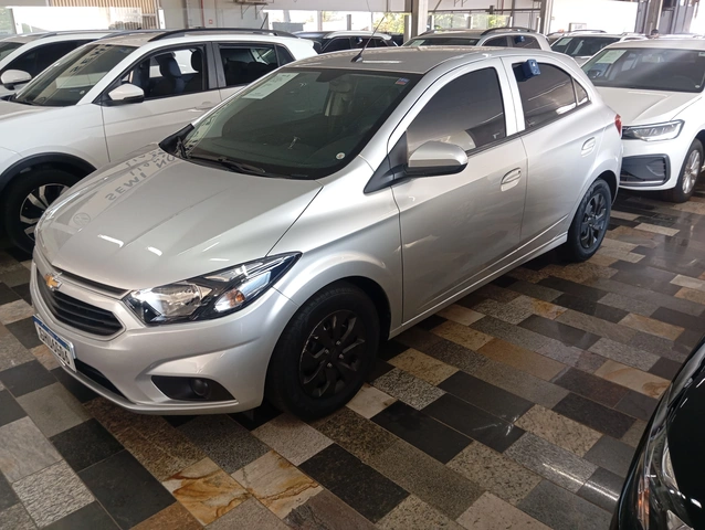 Chevrolet Onix 1.0 LT 2019}