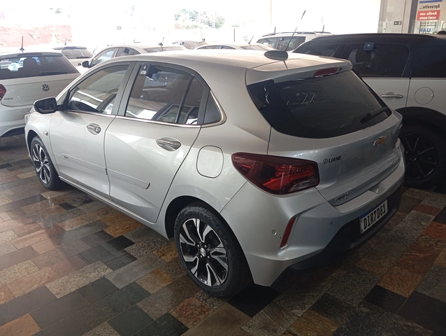 Chevrolet Onix 1.0 Premier Turbo 2023}