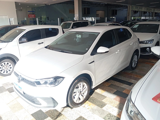 Volkswagen Polo Comfortline 200 TSI 2023}
