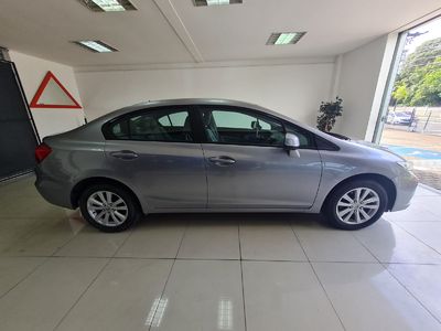 HONDA CIVIC NEW LXS 1.8 16V I-VTEC (AUT) (FLEX)