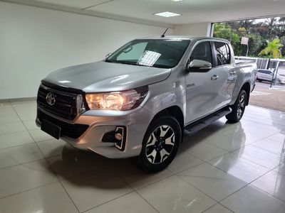 Toyota Hilux Cabine Dupla SR A/T 4x4 Diesel 2020}
