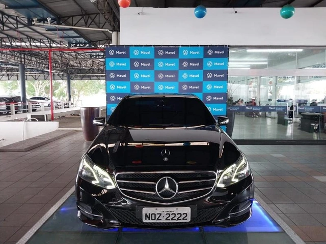 Mercedes-Benz Classe E E 350 Avantgarde 3.5 V6 CGI 2013}