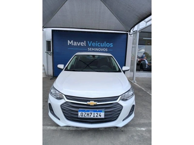 Chevrolet Onix Plus LT TURBO 2022}