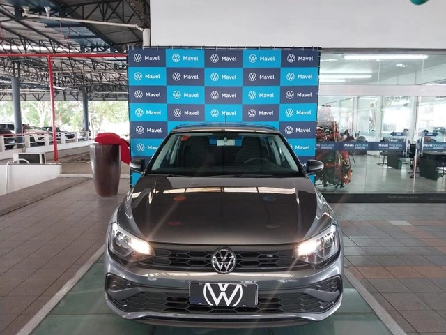 Volkswagen Polo Track 2024}