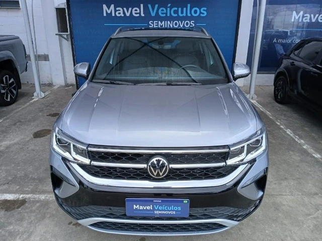 Volkswagen Taos Highline 250 TSI 2022}