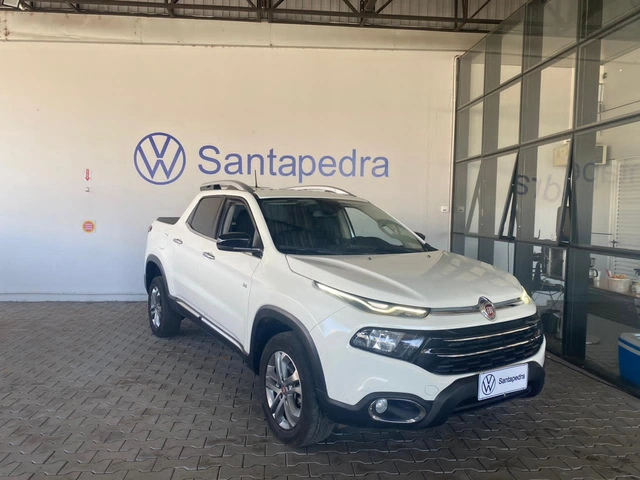 Fiat Toro Volcano 2.4 AT9 2019}