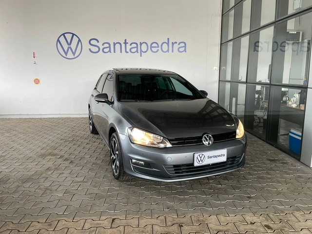 Volkswagen Golf Comfortline 1.6 MSI 2016}