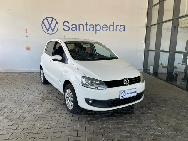 Volkswagen Fox Trendline 1.6 2014}