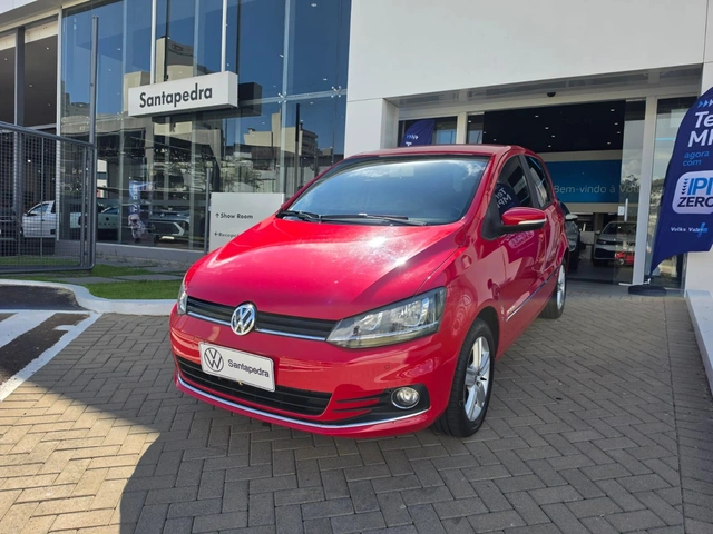 Volkswagen Fox Highline 1.6 I-Motion 2015}