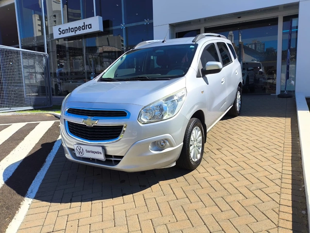 Chevrolet Spin LT 5S 1.8 (Flex) 2013}