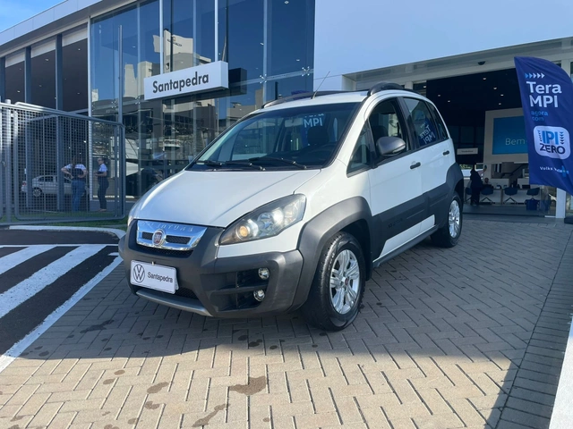 Fiat Idea Adventure Dualogic 1.8 (Flex) 2013}