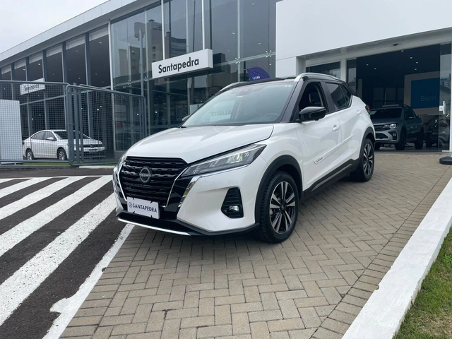 Nissan Kicks 1.6 exclusive aut 2024}