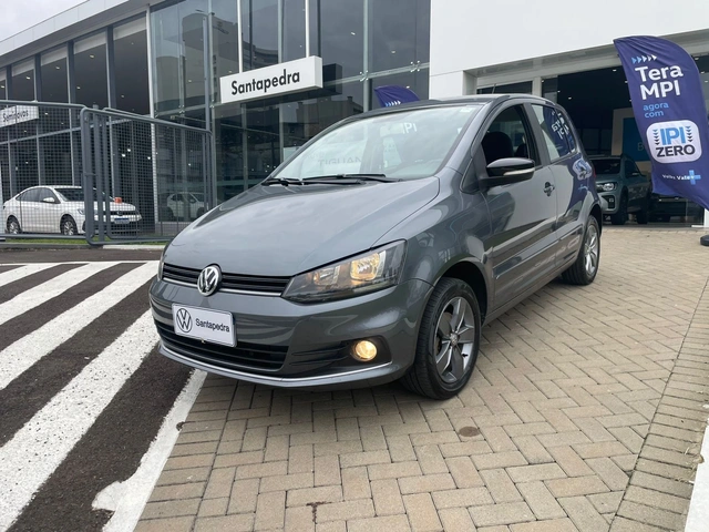 Volkswagen Fox Connect 1.6  2020}
